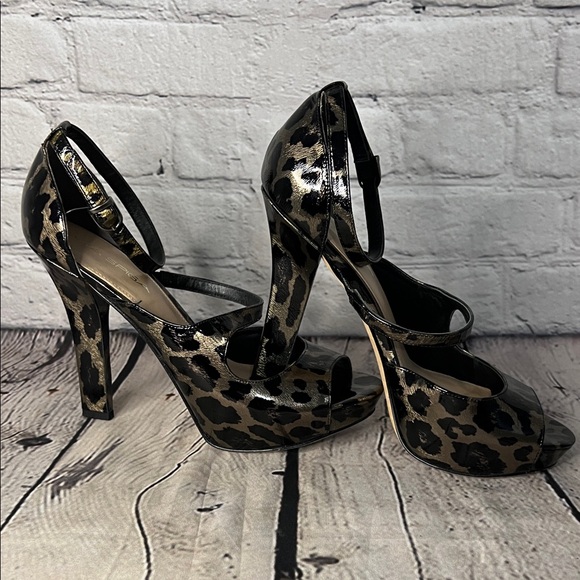 Via Spiga Black and Brown Leopard Print Heels Patent Leather 👠 - Picture 4 of 11